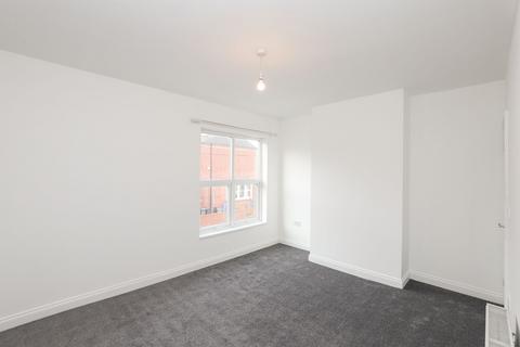 3 bedroom terraced house to rent, Sharrow Street, Sheffield S11