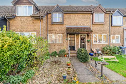 2 bedroom house for sale, Mahon Close, Enfield