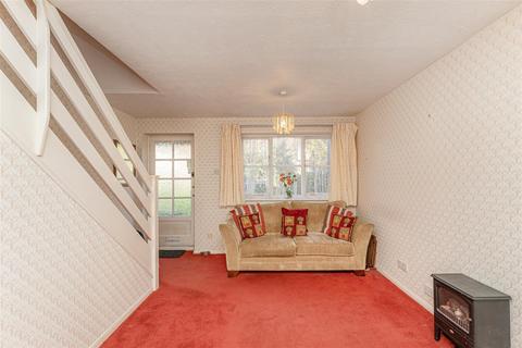 2 bedroom house for sale, Mahon Close, Enfield