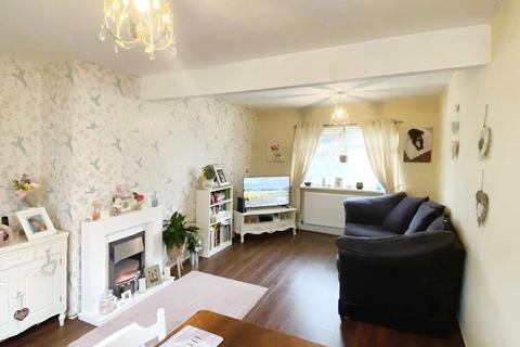 3 bedroom semi-detached house for sale, Royd House Walk, West Yorkshire BD21