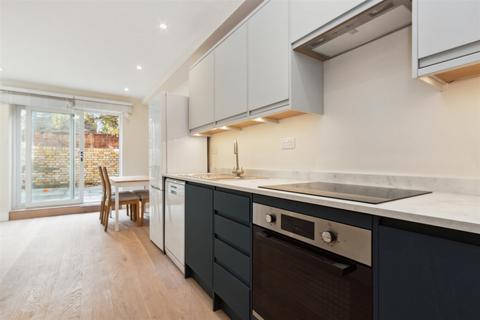 4 bedroom flat to rent, Kepler Road, London SW4