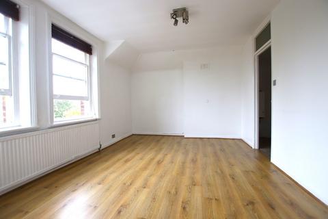 1 bedroom flat to rent, Beulah Hill, London, SE19