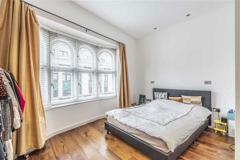 1 bedroom flat to rent, Berners Street, London W1T