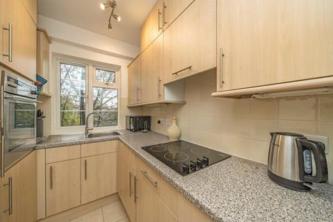 2 bedroom flat to rent, Chiswick Village, London W4