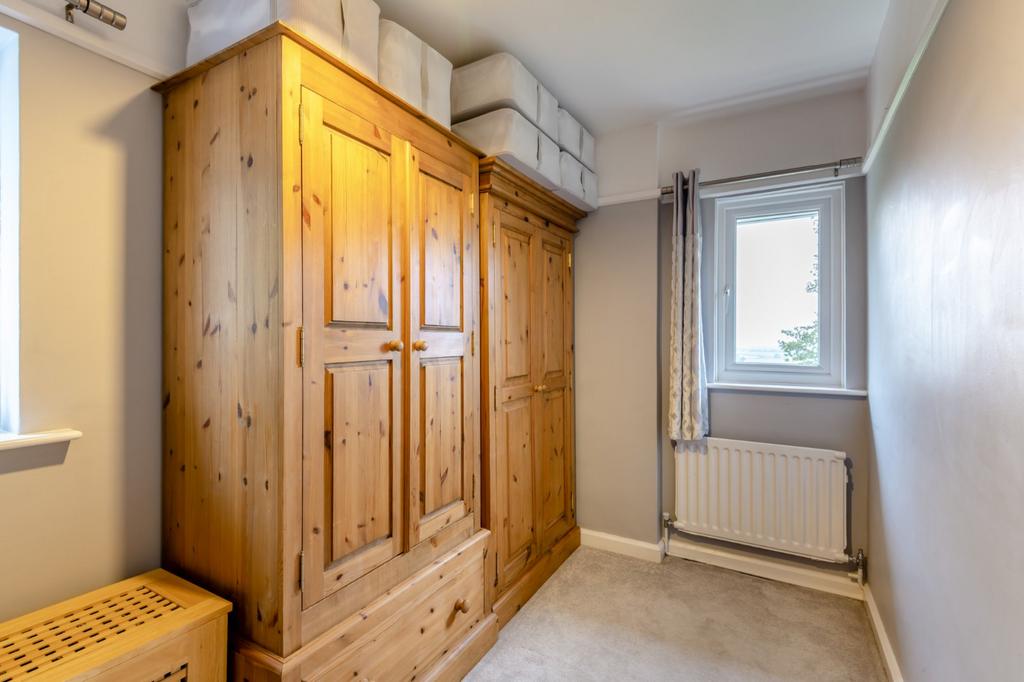 Dressing Rm/Bedroom