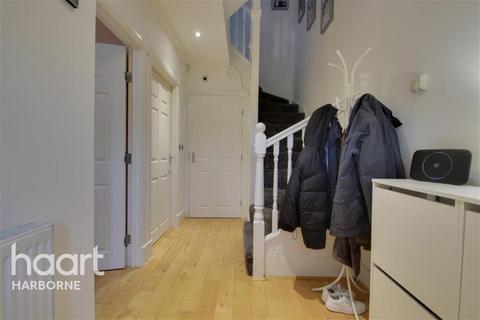 4 bedroom semi-detached house to rent, City Road, Edgbaston