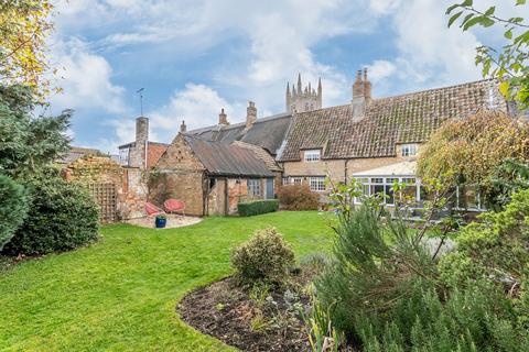 3 bedroom cottage for sale, Church Street, Kettering NN14