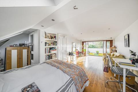 5 bedroom terraced house for sale, Greenham Road, Muswell Hill