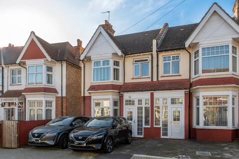 3 bedroom end of terrace house for sale, Park Road, Wembley, HA0