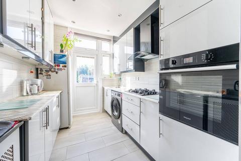 3 bedroom end of terrace house for sale, Park Road, Wembley, HA0