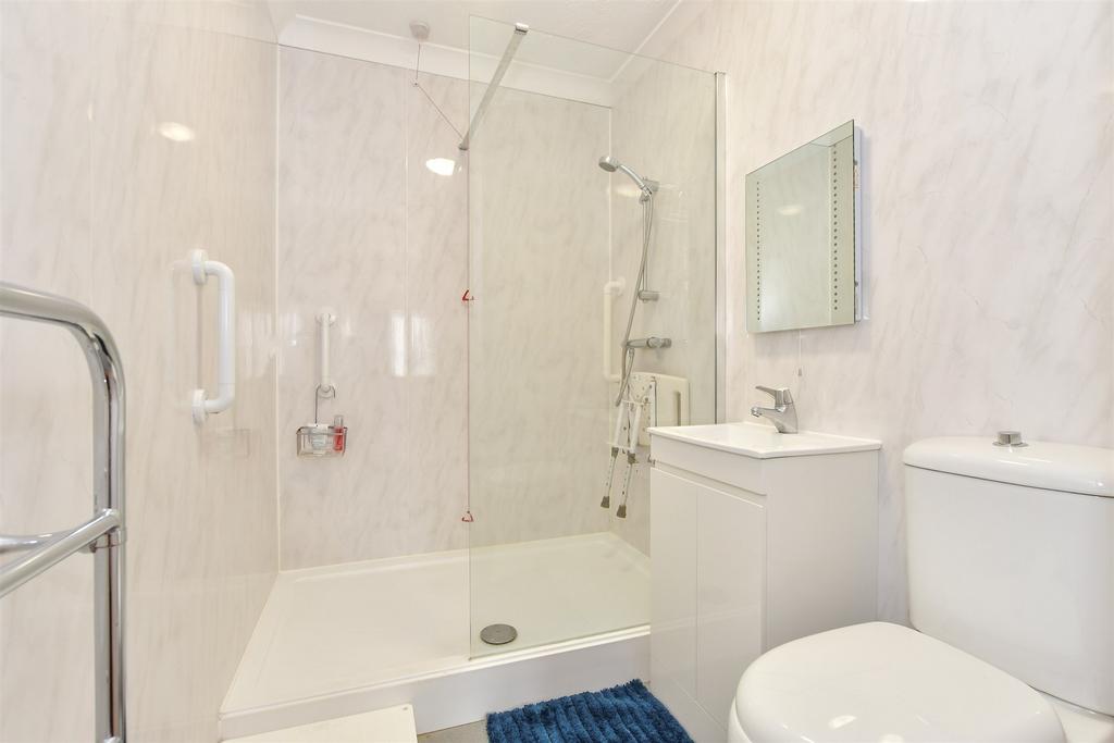 En Suite Shower Room