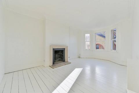 3 bedroom flat for sale, Mowll Street, Oval, London, SW9