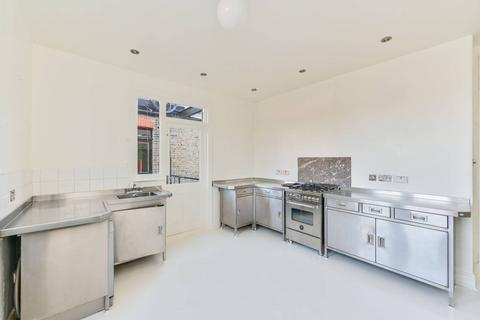 3 bedroom flat for sale, Mowll Street, Oval, London, SW9