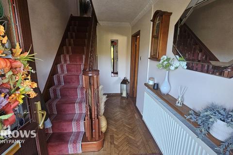 4 bedroom detached house for sale, Ty Heb Enw Fenwick Street, Pontygwaith CF43