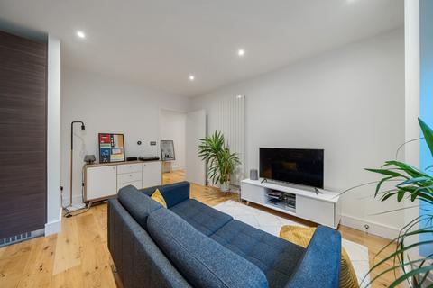 1 bedroom apartment for sale, Molesworth Street, London