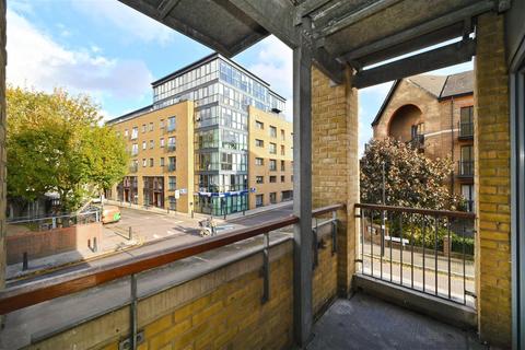 2 bedroom apartment to rent, Tasman Court, 244 Westferry Road, E14