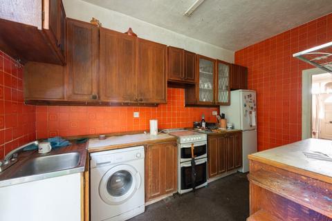 3 bedroom terraced house for sale, Peterborough Road, Leyton, London, E10 6HH