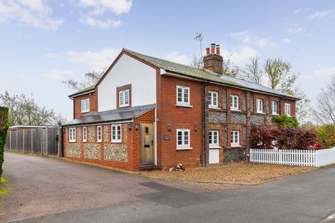 3 bedroom semi-detached house for sale, Welwyn, Hertfordshire, AL6