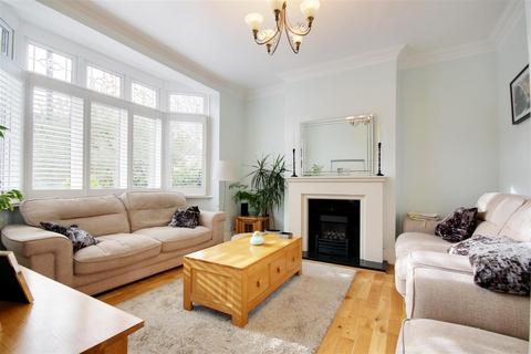 5 bedroom end of terrace house for sale, Edenbridge Road, Enfield