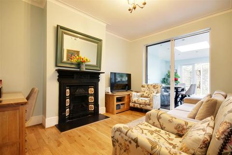 5 bedroom end of terrace house for sale, Edenbridge Road, Enfield