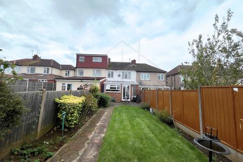 4 bedroom terraced house for sale, Waverley Road, Harrow HA2