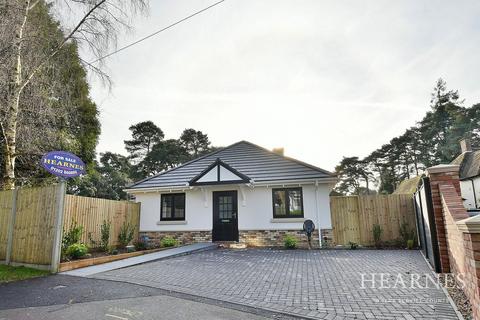 2 bedroom detached bungalow for sale, Dudsbury Crescent, Ferndown, BH22