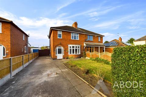 3 bedroom semi-detached house for sale, Clays Lane, Burton-On-Trent DE14