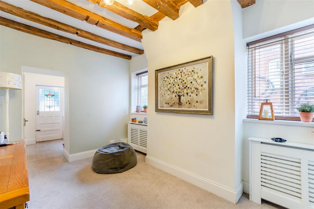 8627605-interior08.jpg