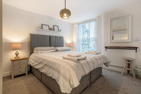 2 Back Lane, Kirkby Lonsdale, Carnforth, LA6 2AP