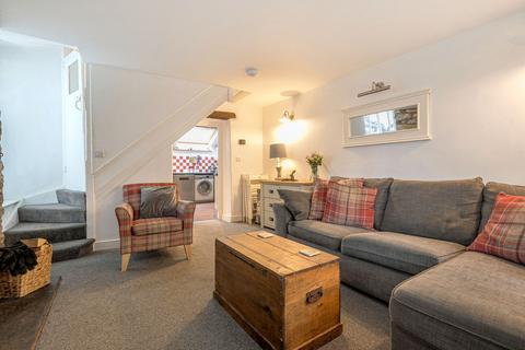 2 Back Lane, Kirkby Lonsdale, Carnforth, LA6 2AP