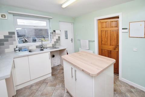 2 bedroom detached bungalow for sale, Springfield Court, Bradford BD20