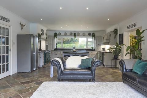 6 bedroom detached bungalow for sale, The Street, Bury St. Edmunds IP28