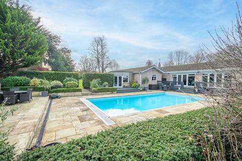 6 bedroom detached bungalow for sale, The Street, Bury St. Edmunds IP28