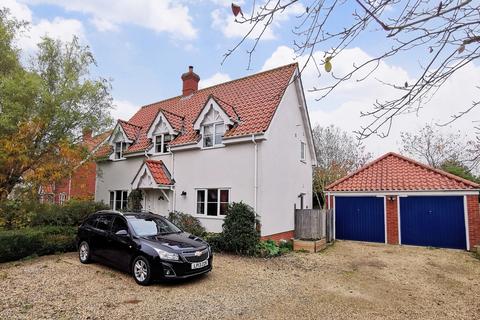 4 bedroom detached house for sale, Whyte Horse Meadow, St. James South Elmham