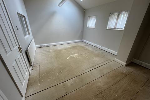 Office to rent, Station Road, Skelmanthorpe