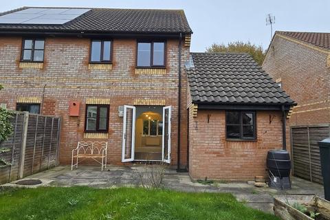 3 bedroom semi-detached house to rent, Glebe Way, Mendlesham