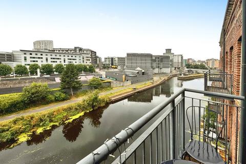 2 bedroom apartment to rent, Roberts Wharf