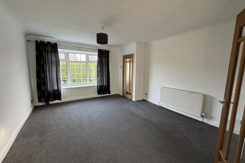 3 bedroom semi-detached house to rent, Melbourne Close, Rochdale OL11