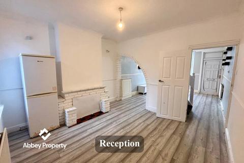 3 bedroom terraced house for sale, Dallow road | Kingsway | LU1 1NS