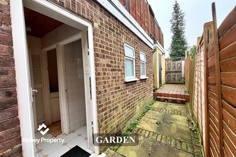 3 bedroom terraced house for sale, Dallow road | Kingsway | LU1 1NS