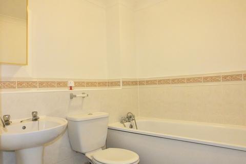 2 bedroom ground floor flat to rent, Seaweed Close, Southampton SO19