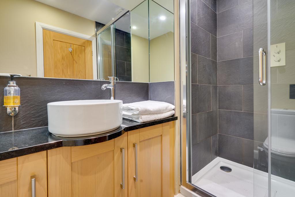 Bedroom 2 En-Suite