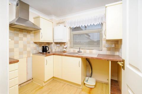 1 bedroom ground floor flat for sale, Tomline Road, Suffolk IP11