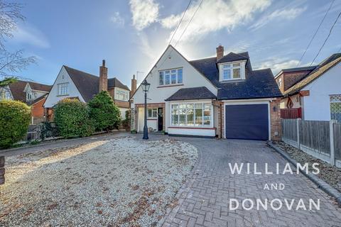 4 bedroom detached house for sale, Victoria Road, Rayleigh