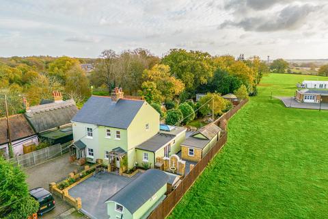 3 bedroom semi-detached house for sale, Turret Cottages, High Road, Hockley