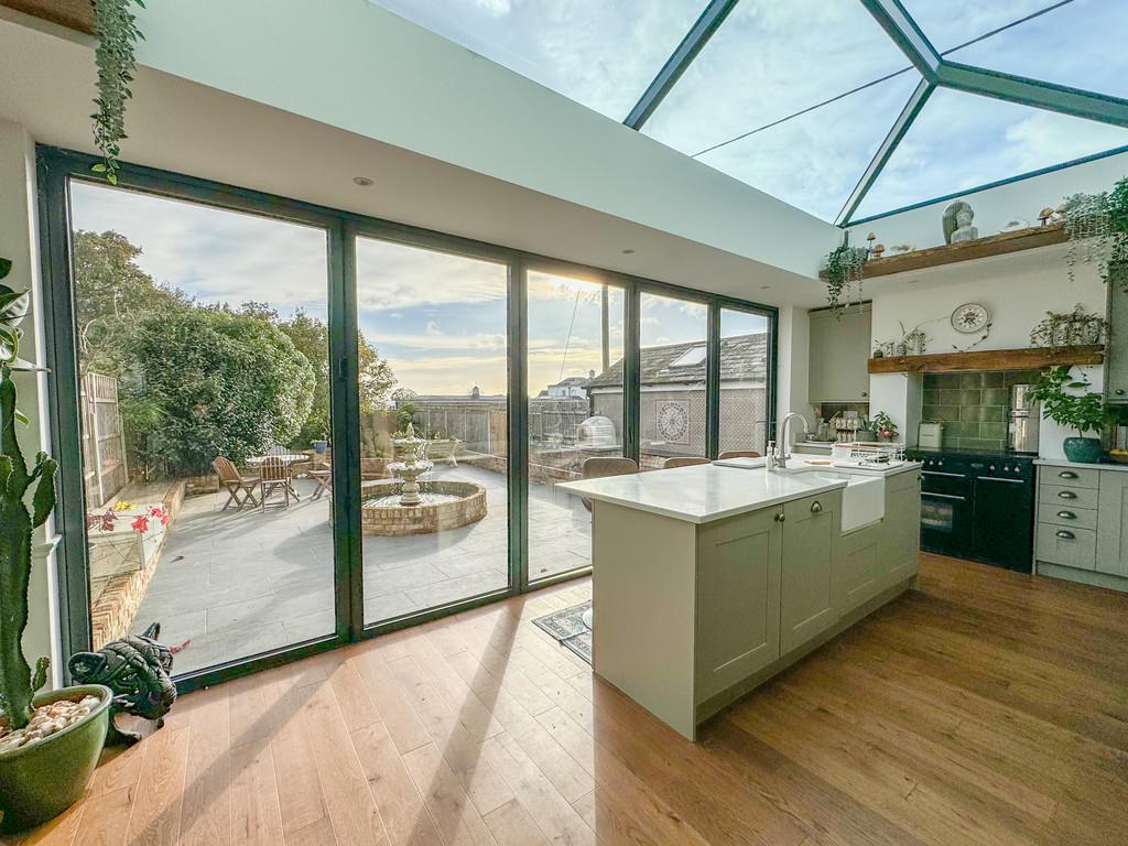 Kitchen area1