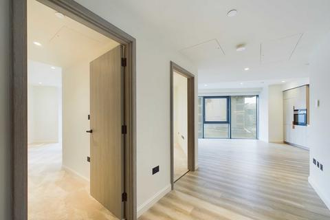 Aspen, Canary Wharf