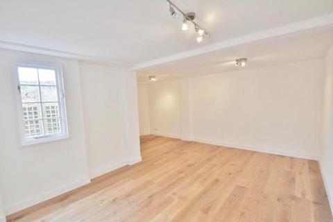 4 bedroom semi-detached house to rent, Langham Place, London, Greater London, W4