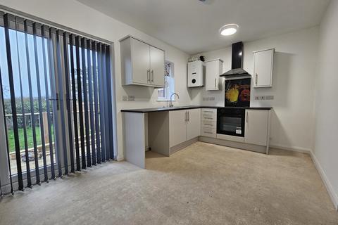 2 bedroom end of terrace house to rent, Queensway, Old Dalby