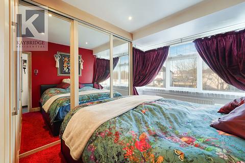 40 Crosslands Road, Epsom, KT19 9SS